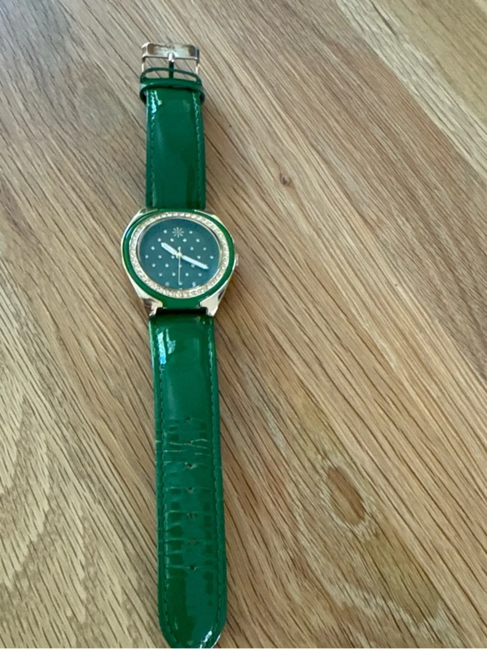 Isaac Mizrahi Live Kelly Green Crystal Accent Watch - Gold Trim, Patent Band